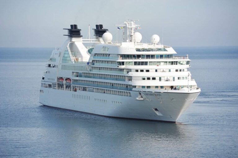 cruise-ship-dream-meaning