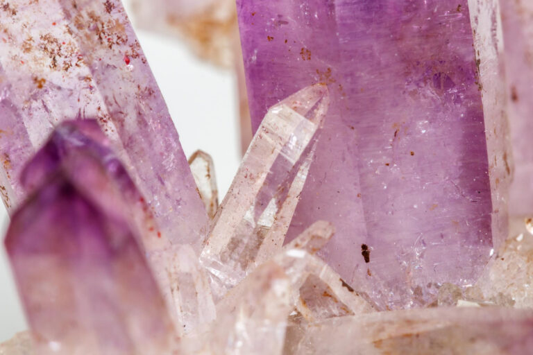 Cómo limpiar y cargar tus cristales: La guía definitiva paso a paso