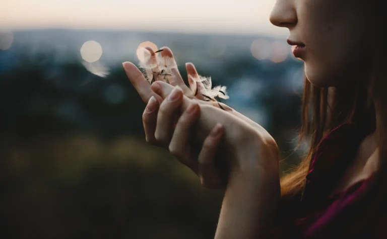 Señales espirituales de que necesitas cerrar una relación